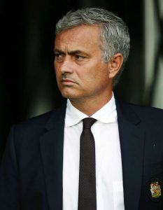 mourinho-in-action