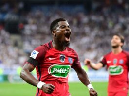 Aurier PSG Man Utd.