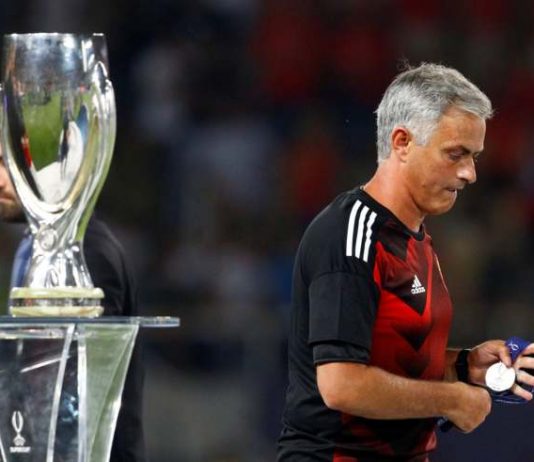 Jose Mourinho trophy